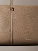 EMBLEM HW PEBBLE TOTE - Image 3